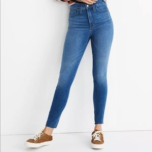 Madewell Roadtripper 10” raw hem in Waterford, 24